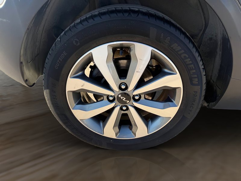 Kia Stonic 2022, foto 12
