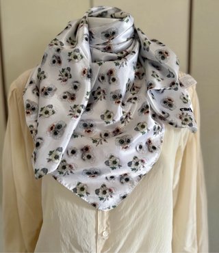 Foulard Cacharel vintage
