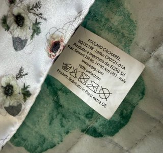 Foulard Cacharel vintage