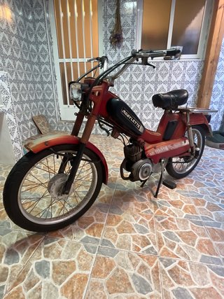 ¡CON PAPELES! Mobylette AV-90. ¡VENTA O CAMBIO!