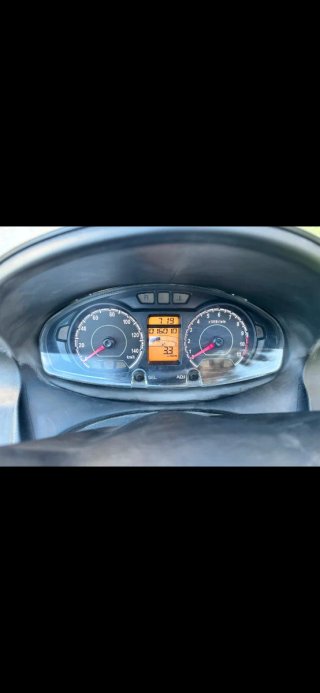 Suzuki Burgman 125cc Negra