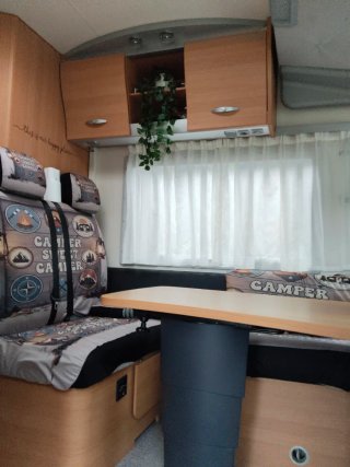 Se vende autocaravana integral knaus sun liner