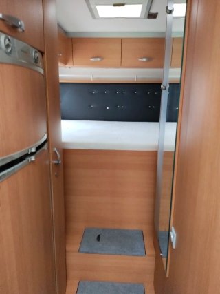 Se vende autocaravana integral knaus sun liner