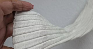 Cárdigan Bershka bordado flores Talla S