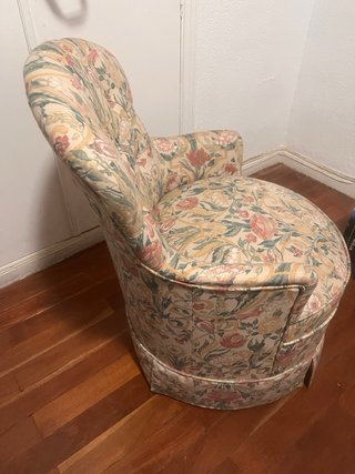 Butaca Descalzadora Tapizada Floral