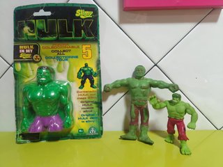 Lote blister y figuras goma pvc Hulk años 80
