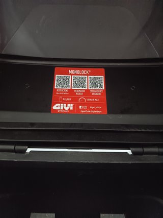 Baúl Moto Givi C30 TECH 30L