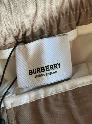 Pantaloncini Burberry Taglia M