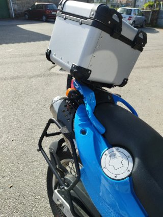 BMW F650GS Azul y Plata