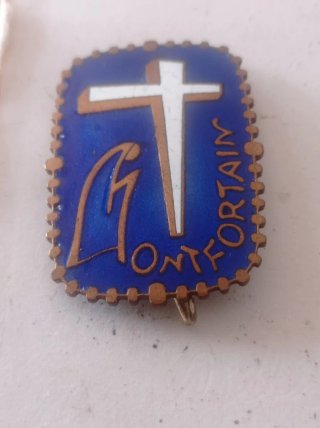 Lote 3 Crachás Religiosos Montfort, Peregrinação