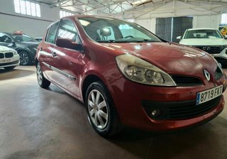 RENAULT CLIO III 1.4 16V 98