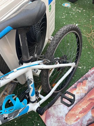 Bicicleta Rockrider Blanca y azul turquesa