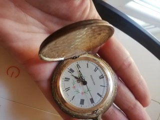 Orologi Redstar e altri non funzionanti