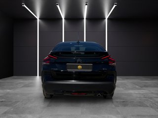 C4 BlueHDi 130 S&S EAT8 Feel Pack 96 kW 5P Automát