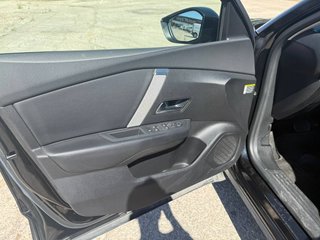 C4 BlueHDi 130 S&S EAT8 Feel Pack 96 kW 5P Automát
