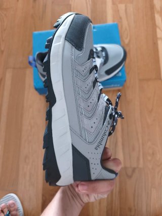 Zapatillas Columbia Strata Trail NUEVAS 40,5