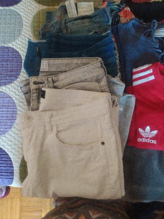 Lote Ropa Adidas: Camisetas y Pantalones
