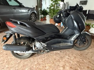 Yamaha XMAX 125 Negra