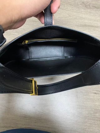 Bolso Saint Laurent Negro YSL Dorado