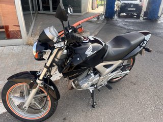 Honda CBF 250 Negra