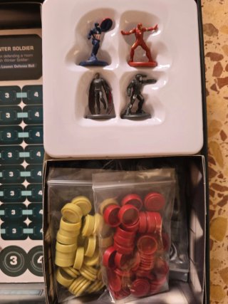 Risk Capitán América Civil War Hasbro Gaming