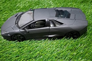 Lamborghini Reventón Negro Mate 1:18