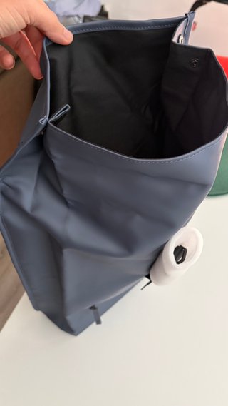 Mochila Rains Rolltop Impermeable Azul/Gris