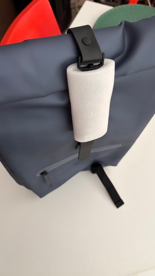 Mochila Rains Rolltop Impermeable Azul/Gris