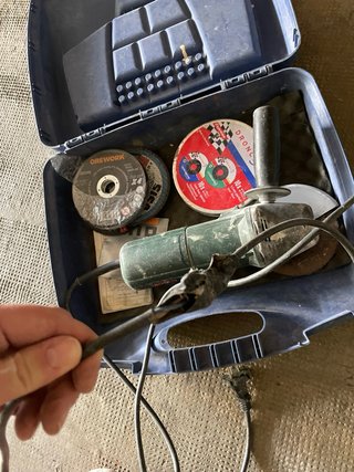 Radial Bosch PWS 6-115 con discos