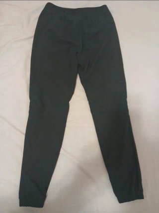 Pantalón Under Armour Infantil Talla M