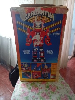 Robot Guardacoches Rojo