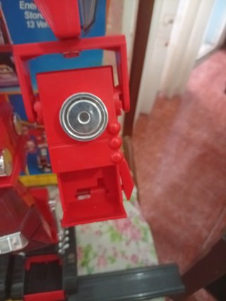 Robot Guardacoches Rojo