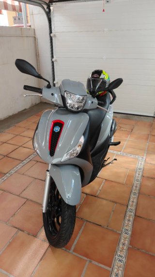 Piaggio Medley S ABS 2022 Gris