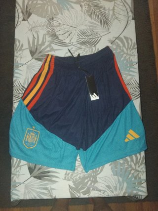 Pantalones cortos entrenamiento España Adidas