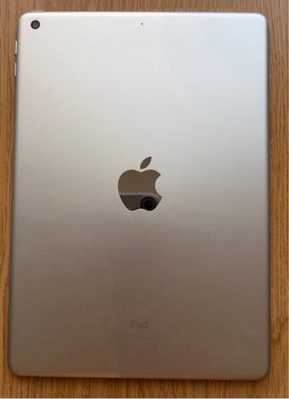 iPad 5ª Gen 32GB Plata