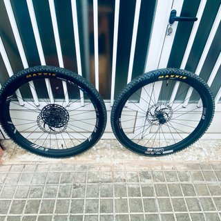 Ruedas DT Swiss HX1501 Hybrid 30