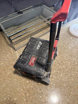 Caja de herramientas Milwaukee