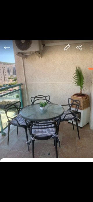 Conjunto terraza mesa cristal y 4 sillas