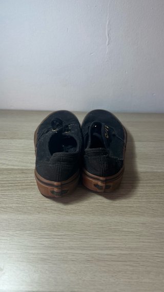 Vans Authentic Talla 35 Negro Marrón