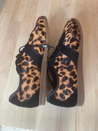 Zapatillas Zara pelo animal print