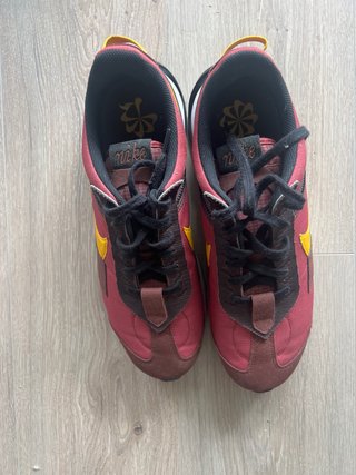 Zapatillas Nike Rojas y Amarillas