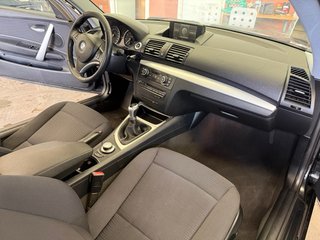 BMW 118i ETIQUETA C NAVEGADOR GARANTIA LIBRO