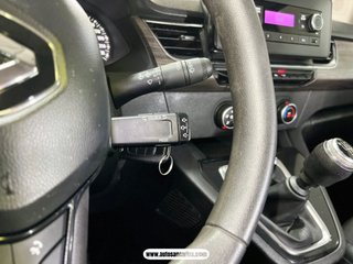 RENAULT KANGOO 5 PLAZAS CON DOS AÑOS DE GARANTIA
