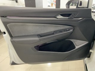 Golf R-Line 1.5 eTSI 110kW (150CV) DSG