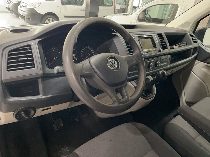 Volkswagen Transporter 2019, foto 24