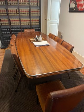 Mesa de juntas grande madera + 10 sillas