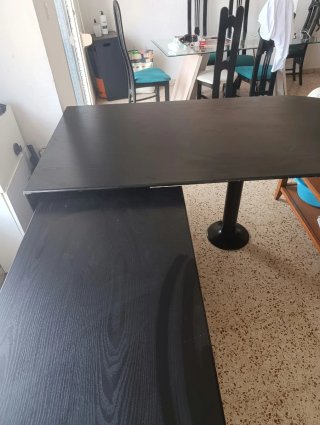 Mesa de oficina madera y metal