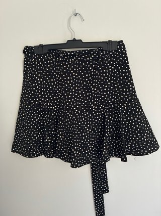 Falda pantalón lunares blanco y negro