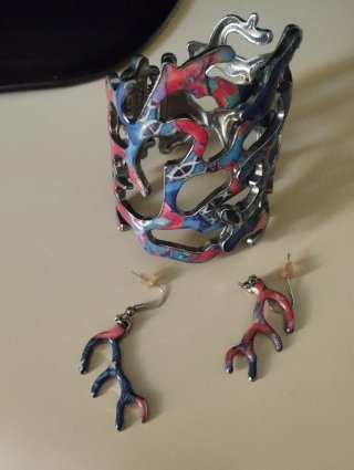 Conjunto Pulsera y Pendientes Diseño Coral
