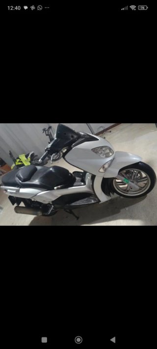 Yamaha City 250 Maxi Scooter